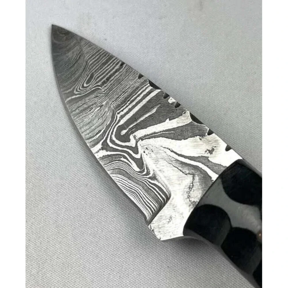 Damascus Steel fixed blade Knife HandCrafted Blade Lthr Sheath Collectible NEW 7